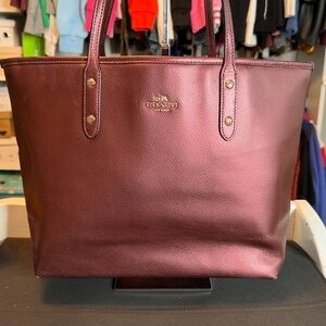 Coach Burgandy Tote
